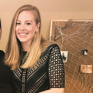 Meet your Posher, Nicole